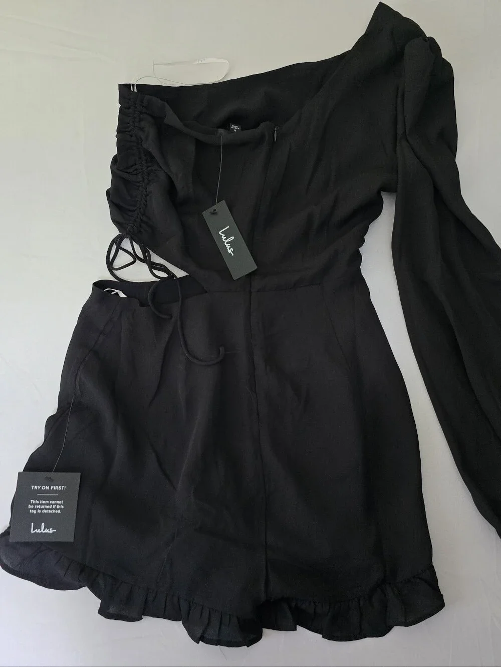 Lulus Dream Plans black one-shoulder cutout romper Size Small NWT - Picture 8 of 16